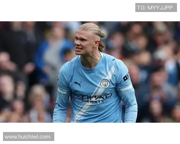 哈兰德：我会看各种足球比赛，我女友说咱们天天看现已受够了